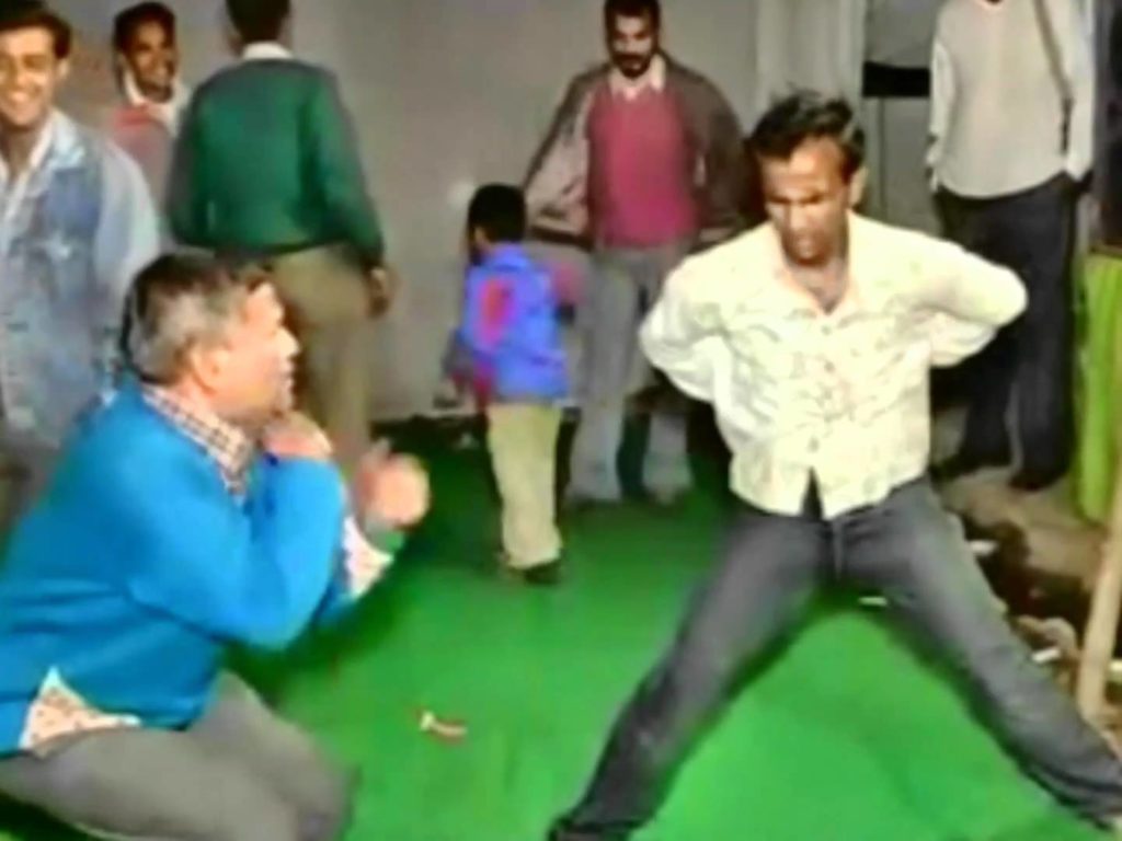 Top 10 Funny Indian Wedding Dance Video That Will Make You Go Rofl